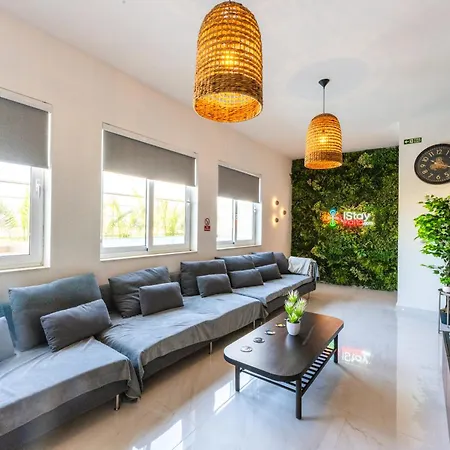 Designer Luxury Penthouse With Private Pool & Bbq * Zurrieq