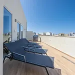 Designer Luxury Penthouse With Private Pool & Bbq *