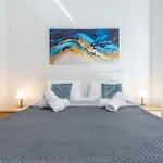 Apartmán Designer Luxury Penthouse With Private Pool & Bbq