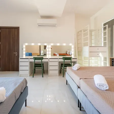 Διαμέρισμα Designer Luxury Penthouse With Private Pool & Bbq *