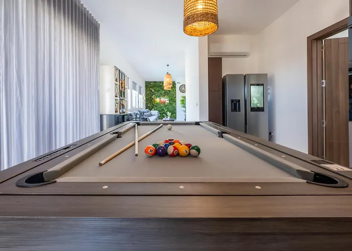 Designer Luxury Penthouse With Private Pool & Bbq Διαμέρισμα